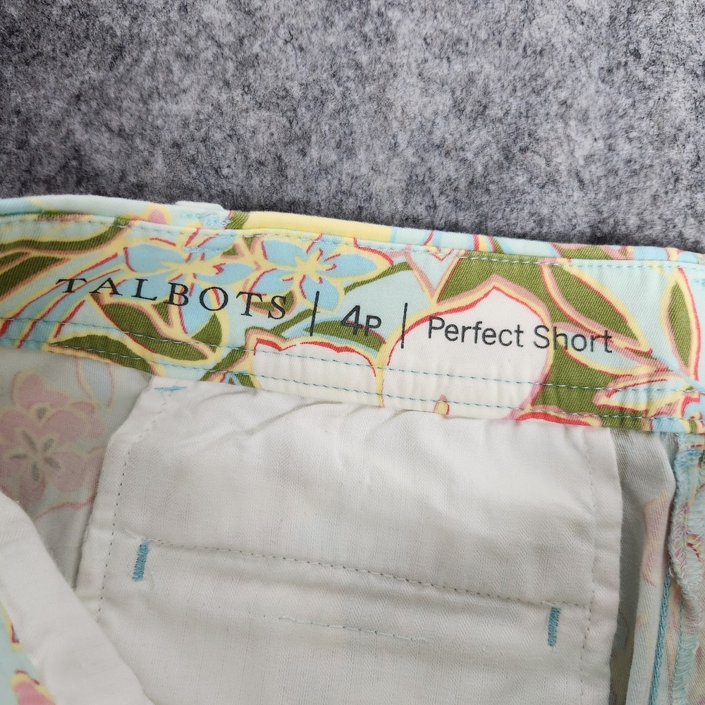 Talbots Perfect Shorts Women 4P 30W 9 I Petite Multicolor‎ Floral Print Flowers - Picture 3 of 6